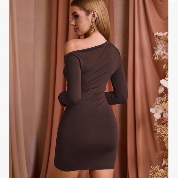 NWT Brown Women's Off the Shoulder Mini Dress Size L - Picture 3 of 5